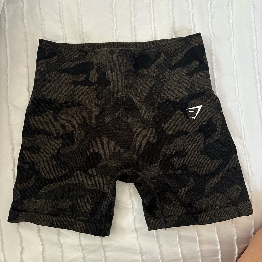 Gymshark Women's Black Camo Bike Shorts